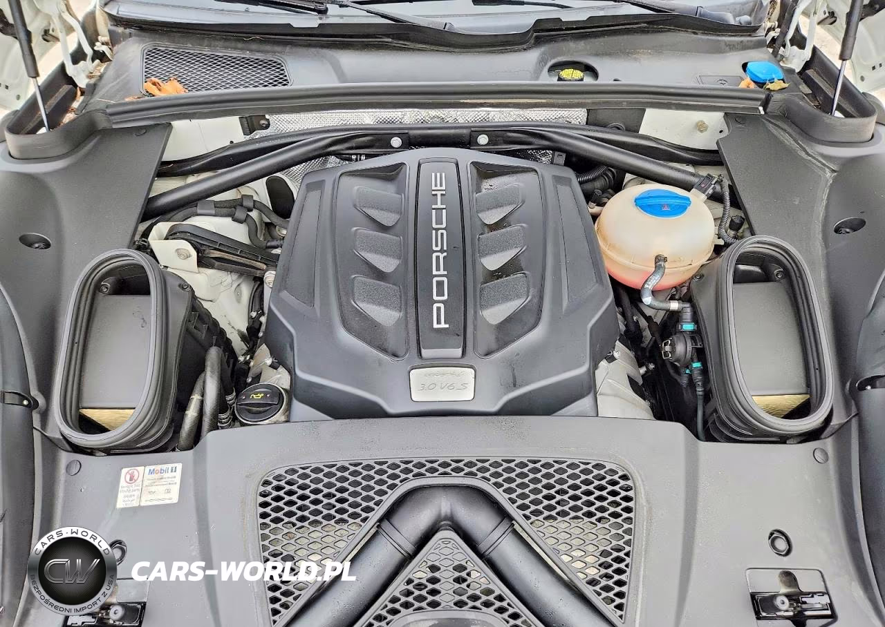 2015 Porsche Macan S VIN:WP1AB2A59FLB67645 - 12