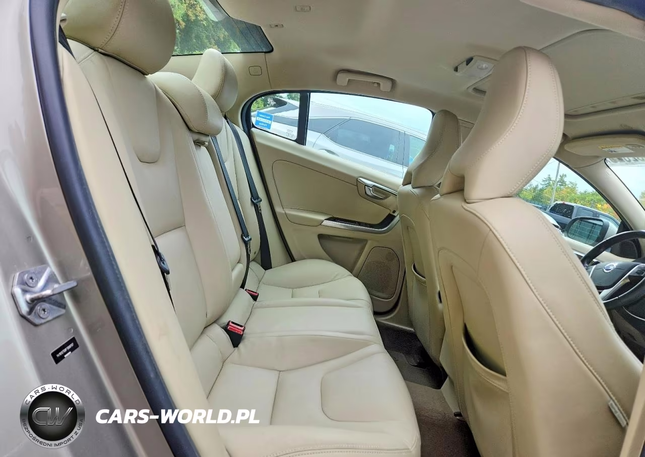 2015 Volvo S60 Platinum VIN:YV1612TD9F1309707 - 10