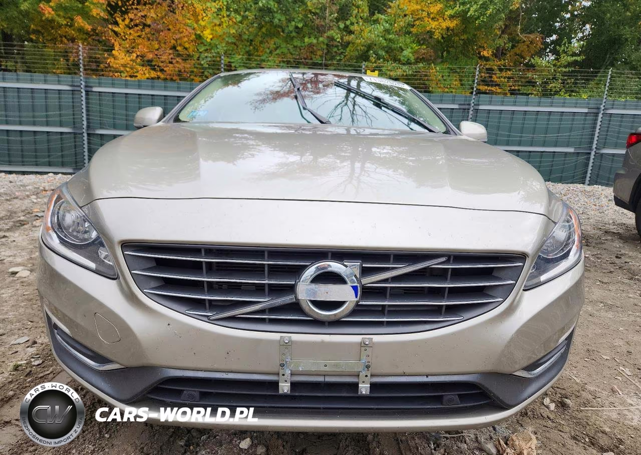 2015 Volvo S60 Platinum VIN:YV1612TD9F1309707 - 5