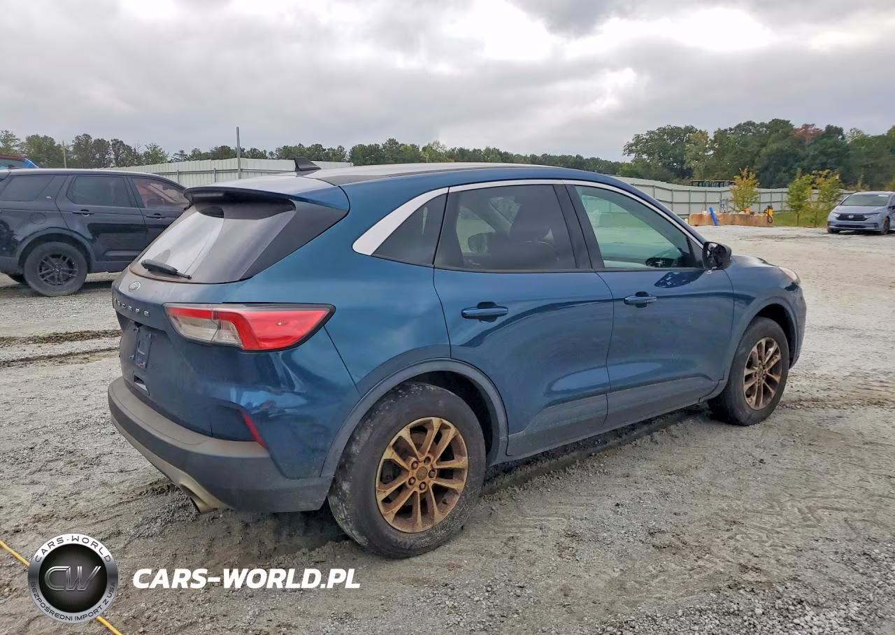 2020 Ford Escape Se VIN:1FMCU9G64LUC75489 - 3