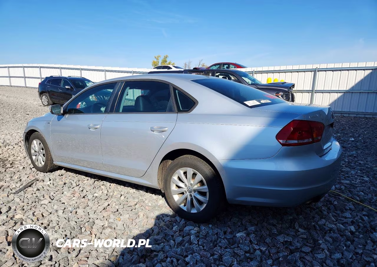 2015 Volkswagen Passat S VIN:1VWAT7A30FC056652 - 2