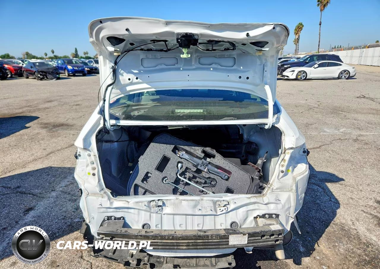 2021 Toyota Corolla Le VIN:JTDEPMAE3MJ161252 - 6