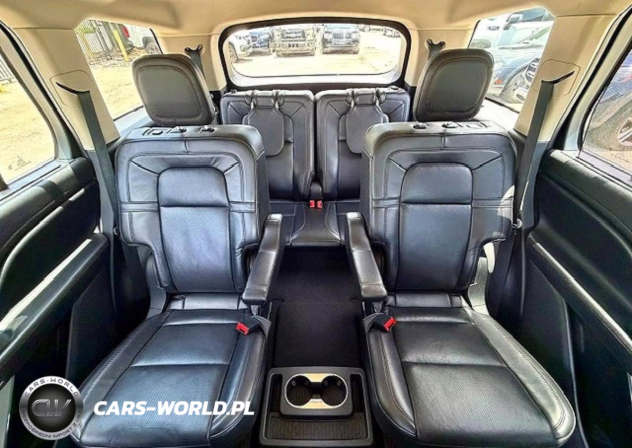 2022 Lincoln Aviator Reserve VIN:5LM5J7XC3NGL14700 - 10