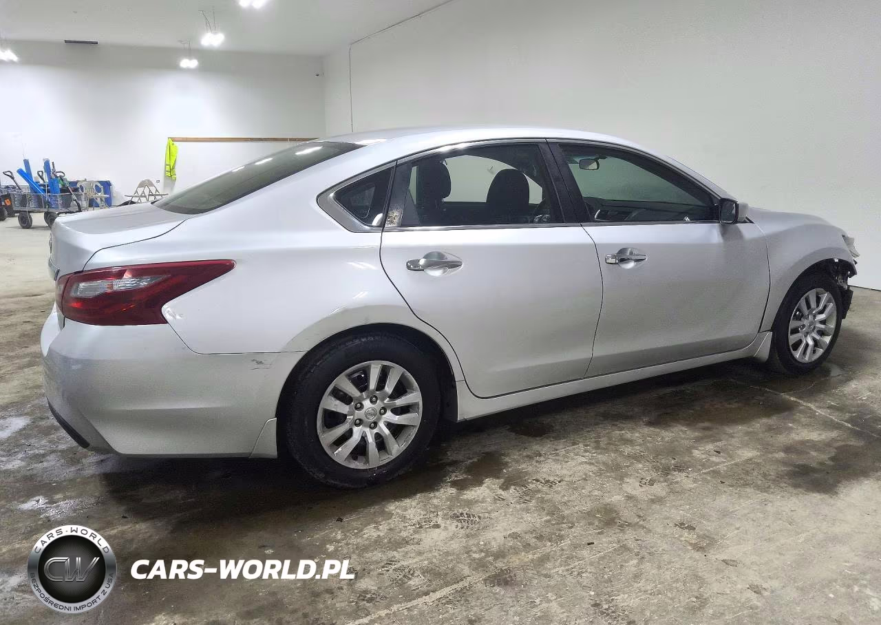 2018 Nissan Altima 2.5 S VIN:1N4AL3AP0JC233715 - 3