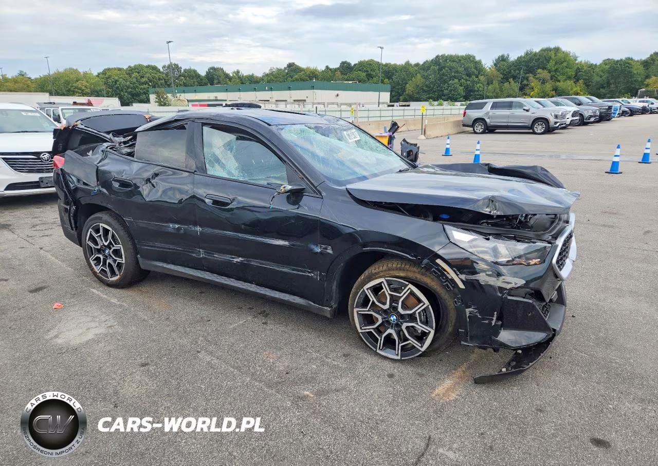 2026 BMW X2 xDrive28I VIN:WBX63GM04T5678555 - 4