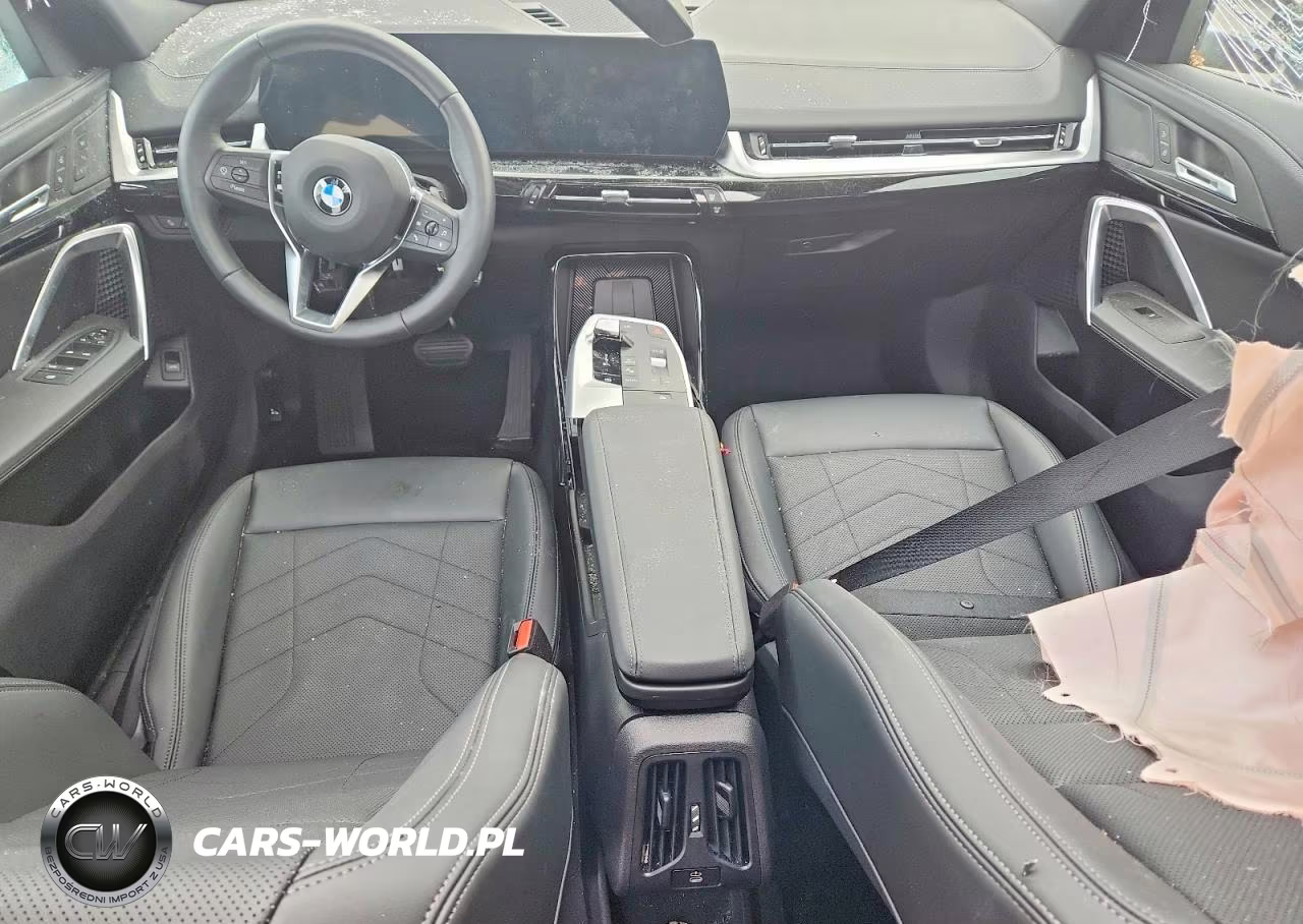 2026 BMW X2 xDrive28I VIN:WBX63GM04T5678555 - 8