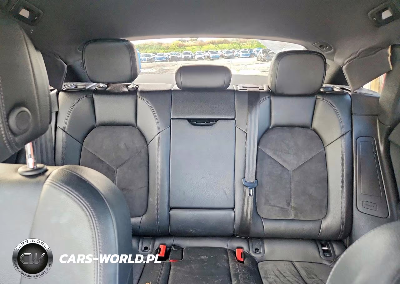 2020 Porsche Macan VIN:WP1AA2A51LLB04358 - 10