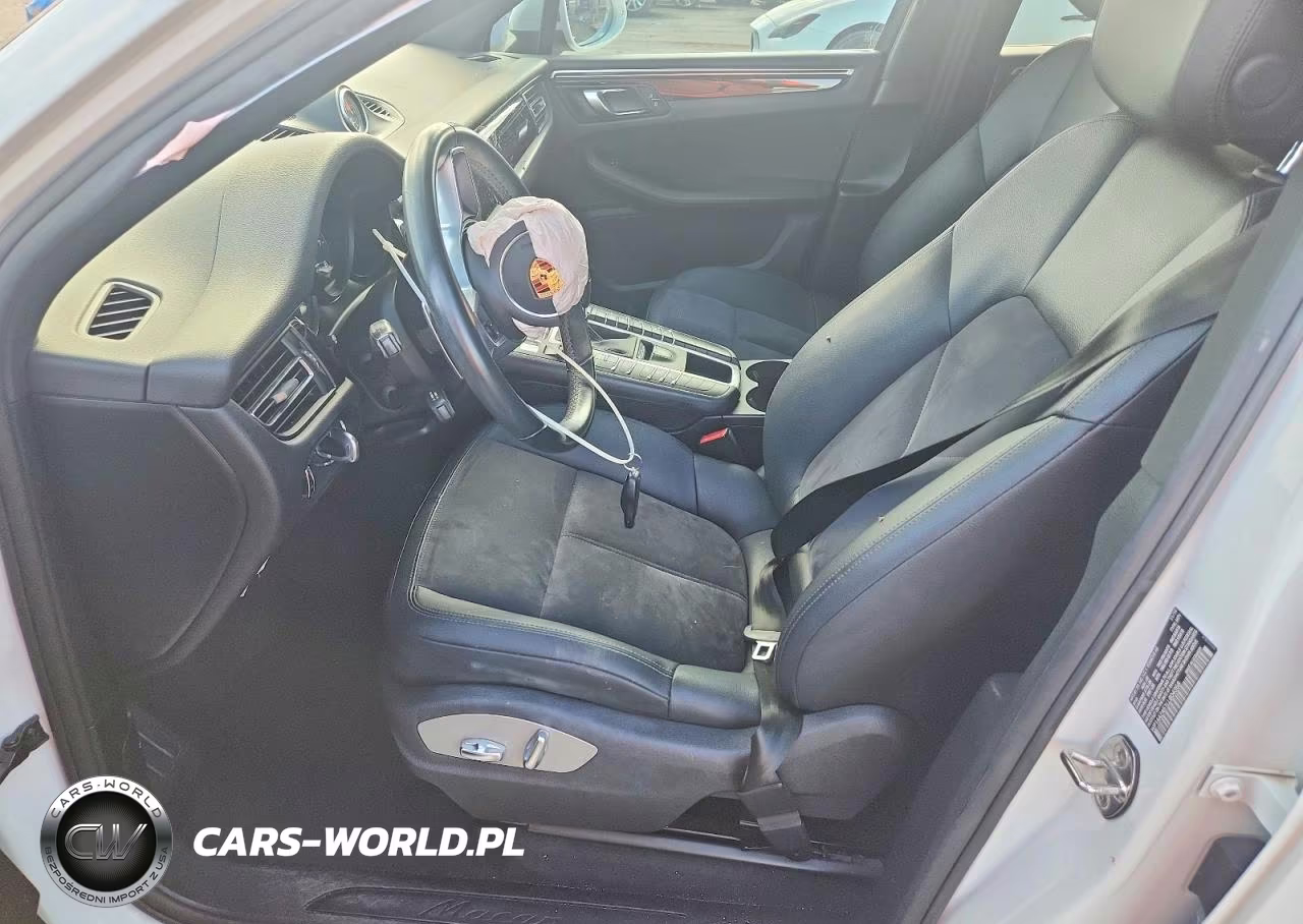 2020 Porsche Macan VIN:WP1AA2A51LLB04358 - 7