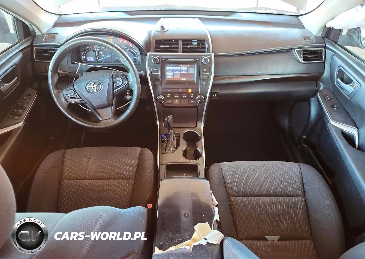 2015 Toyota Camry Le VIN:4T4BF1FK0FR475589 - 8