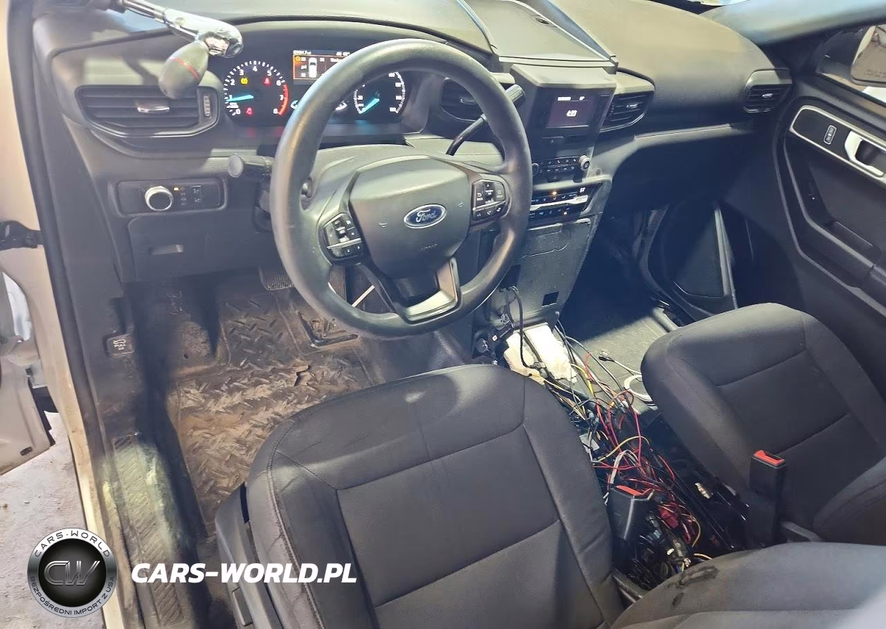 2022 Ford Explorer Police Interceptor VIN:1FM5K8AB0NGA26915 - 8