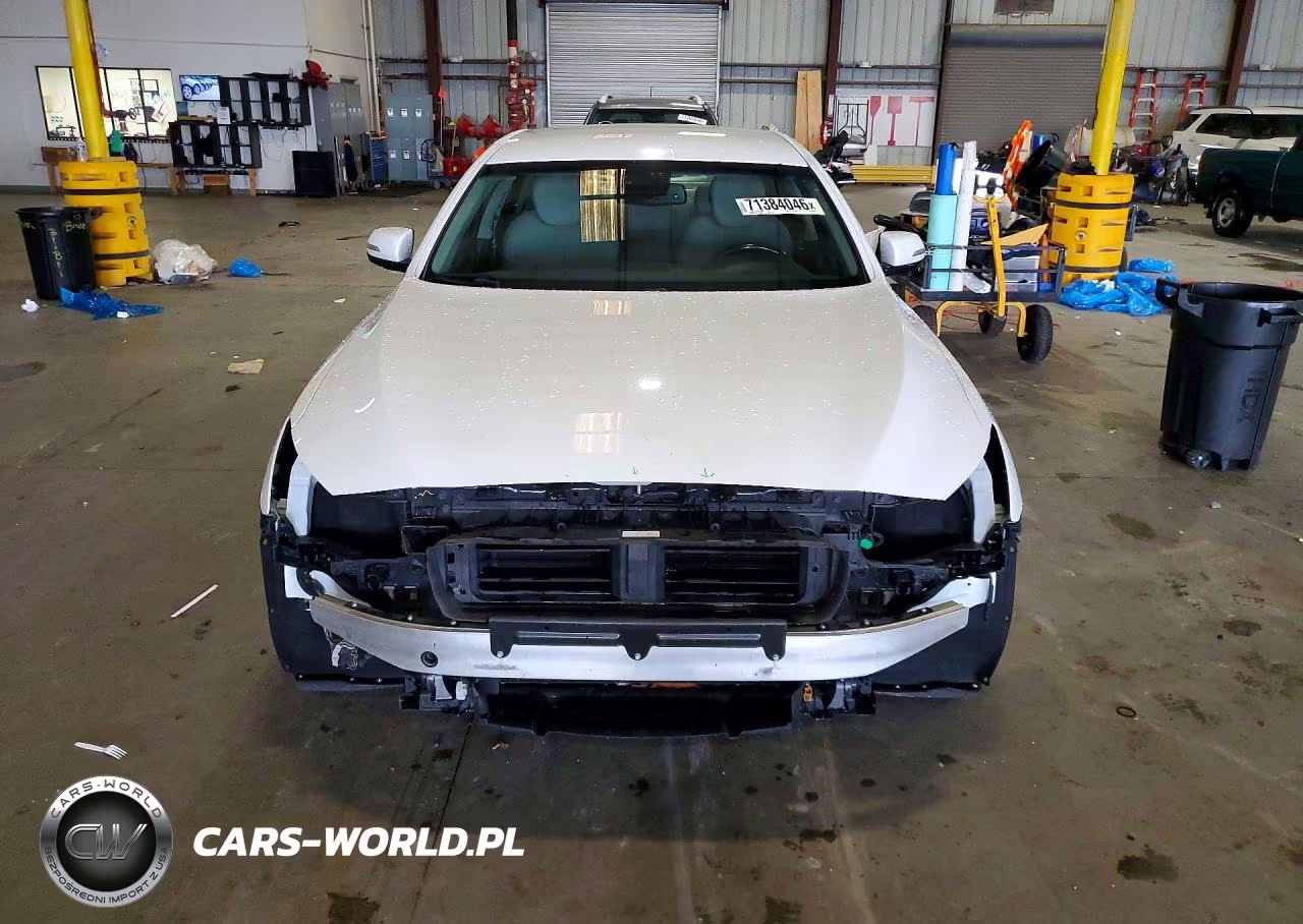 2016 Hyundai Genesis 3.8L VIN:KMHGN4JE9GU136126 - 5