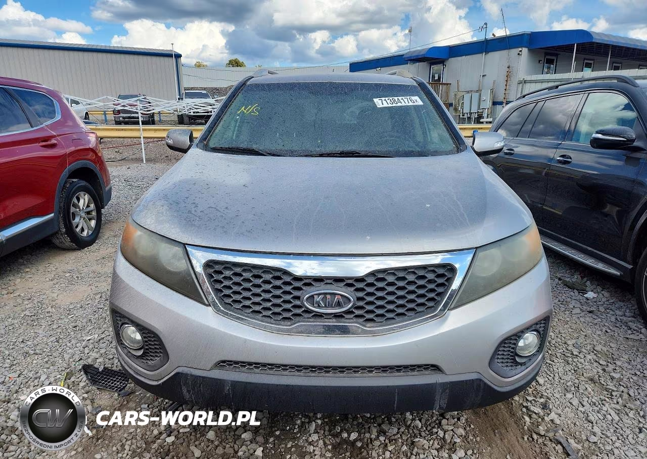 2013 Kia Sorento Lx VIN:5XYKT3A63DG322703 - 5