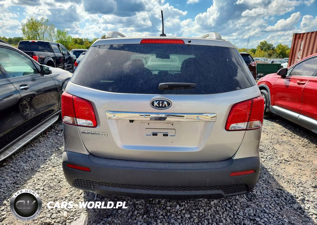 2013 Kia Sorento Lx VIN:5XYKT3A63DG322703 - 6