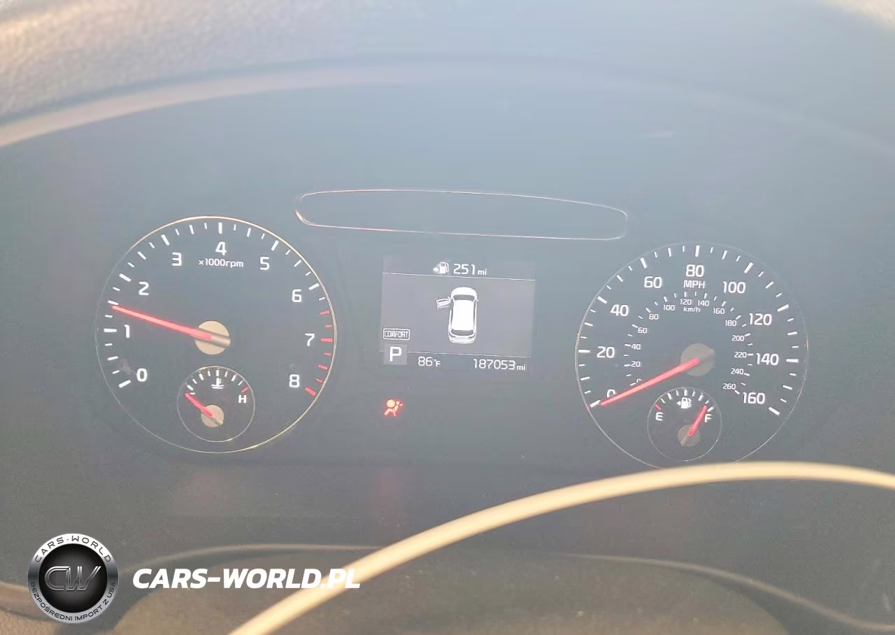 2019 Kia Sorento Lx VIN:5XYPGDA32KG569066 - 9