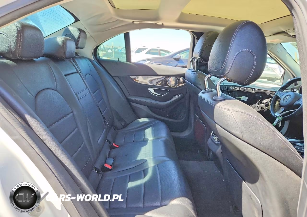 2015 Mercedes-Benz C 300 VIN:55SWF4JB8FU050167 - 10