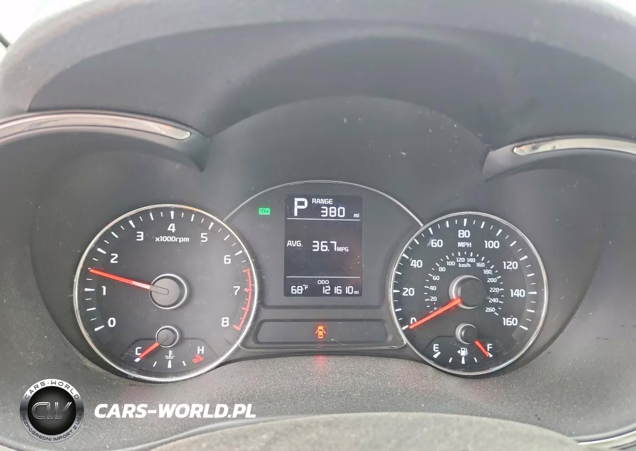 2018 Kia Forte Lx VIN:3KPFK4A79JE232273 - 9