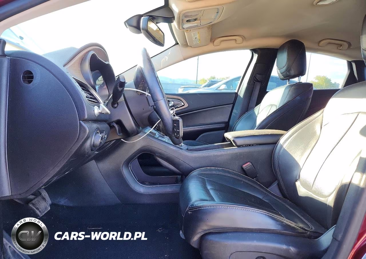 2015 Chrysler 200 C VIN:1C3CCCEGXFN583236 - 7