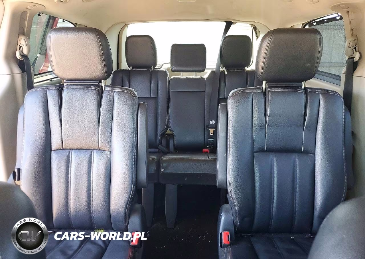 2014 Chrysler Town & Country Touring VIN:2C4RC1BG3ER300305 - 10