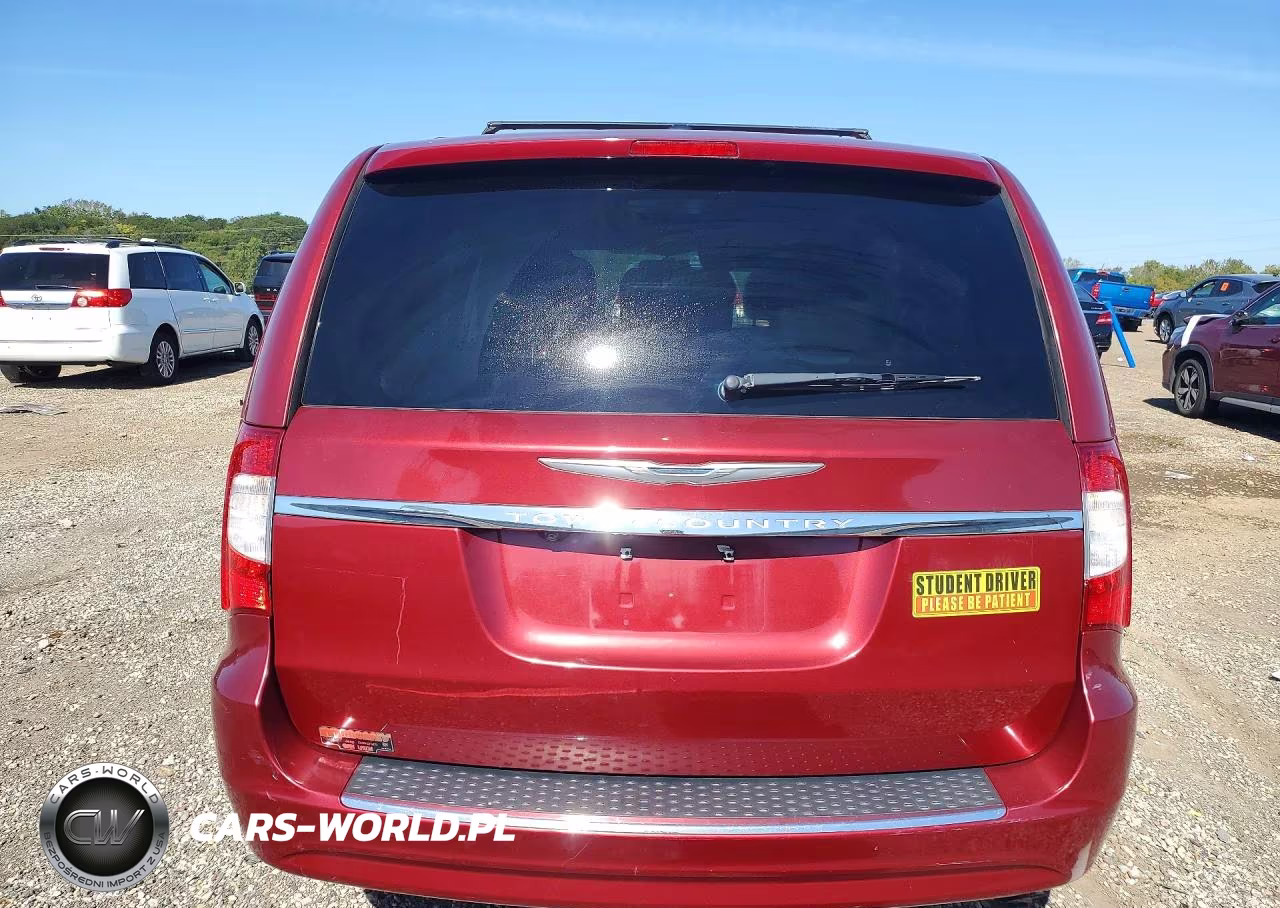 2014 Chrysler Town & Country Touring VIN:2C4RC1BG3ER300305 - 6