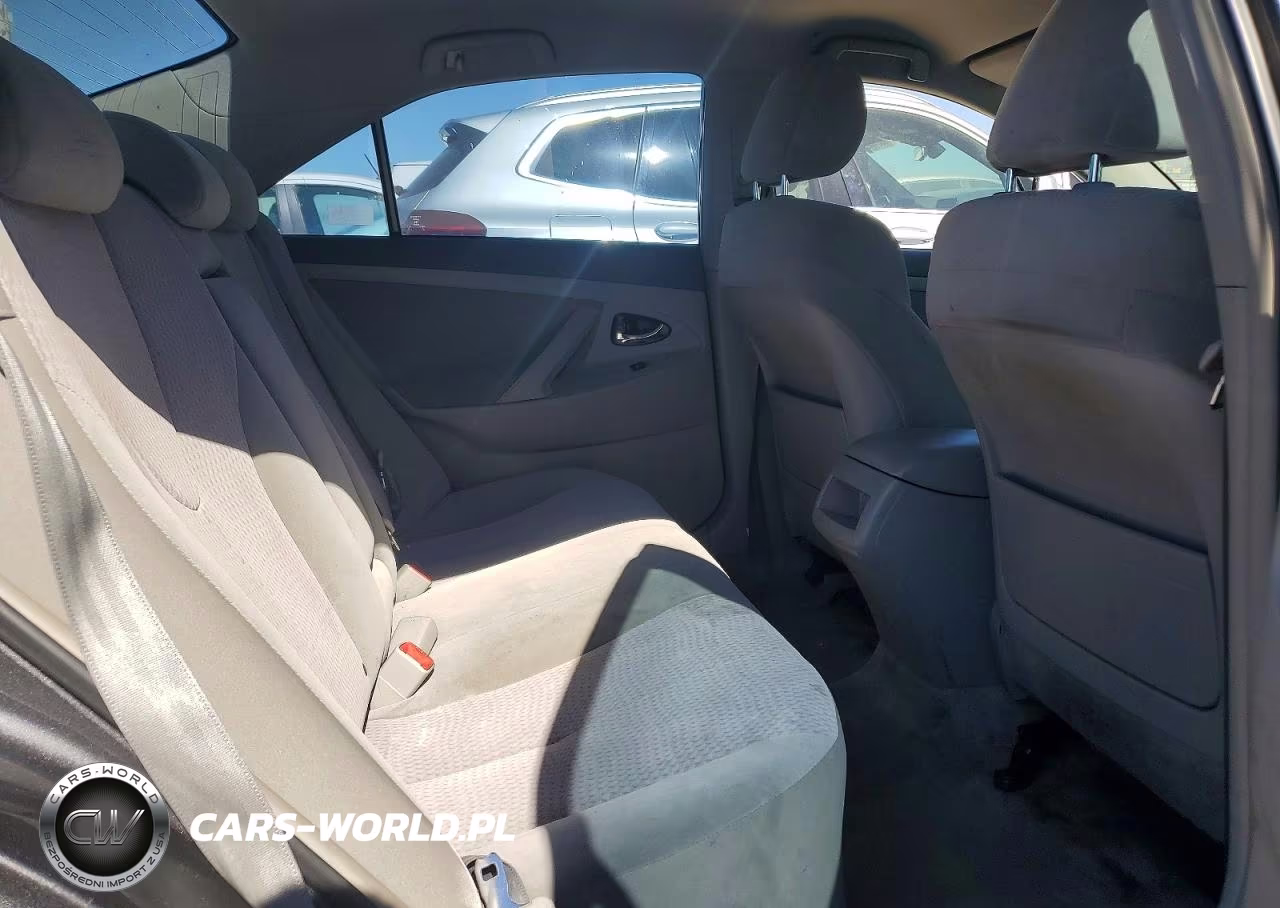2011 Toyota Camry Le VIN:4T1BF3EK2BU130212 - 10