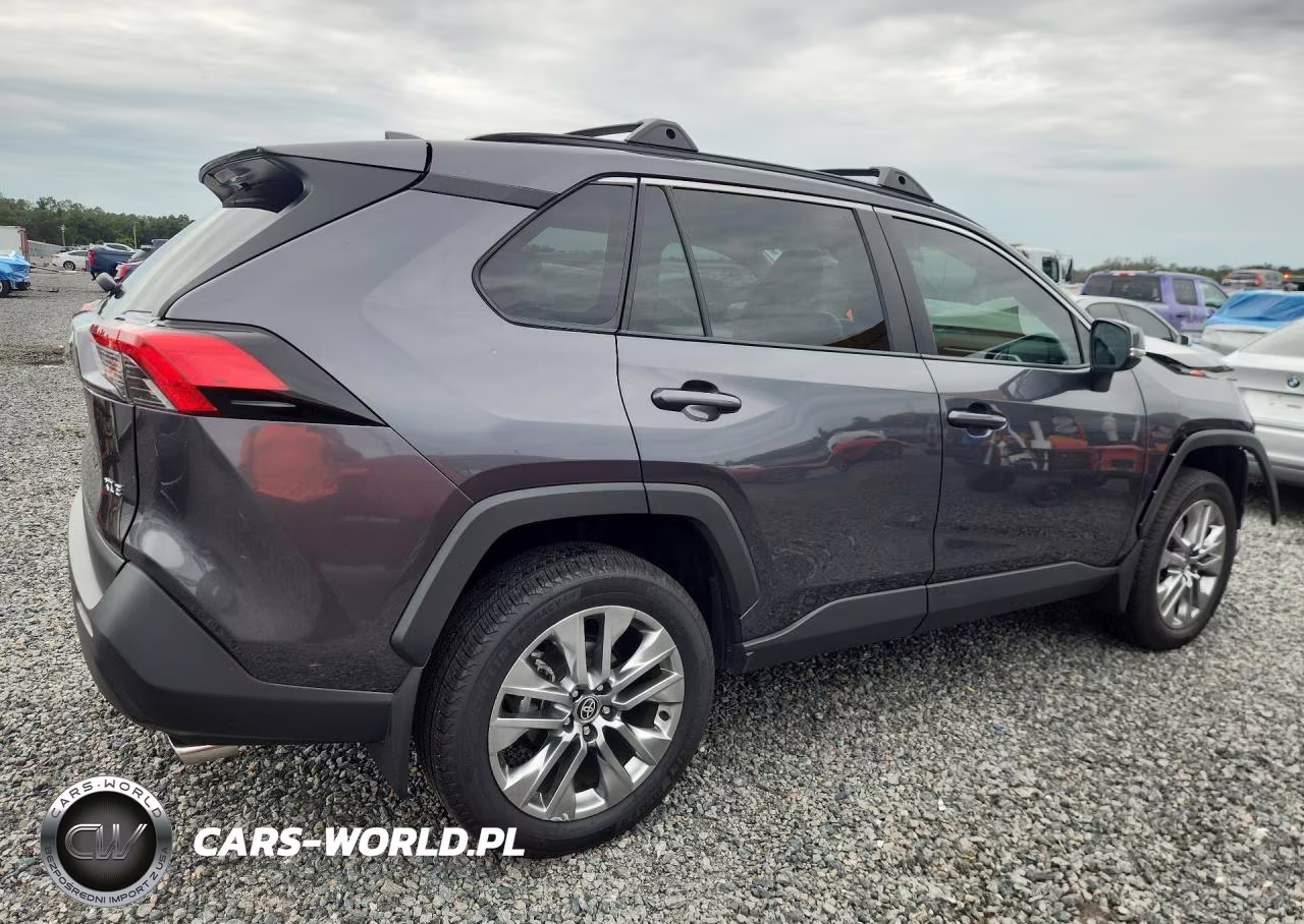 2024 Toyota Rav4 Xle Premium VIN:2T3C1RFV3RC282758 - 3