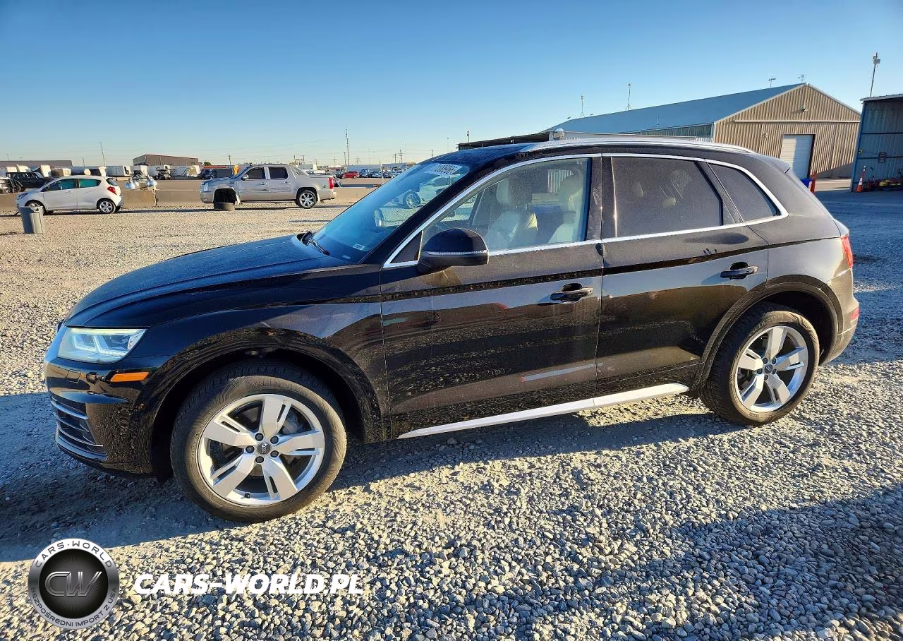 2018 Audi Q5 Premium Plus VIN:WA1BNAFY3J2074798 - 1