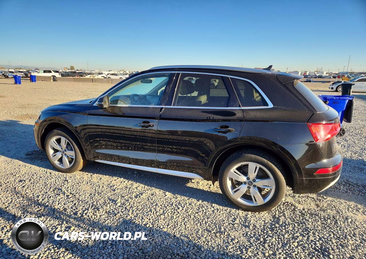 2018 Audi Q5 Premium Plus VIN:WA1BNAFY3J2074798 - 2