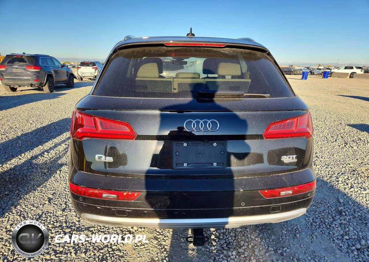 2018 Audi Q5 Premium Plus VIN:WA1BNAFY3J2074798 - 6