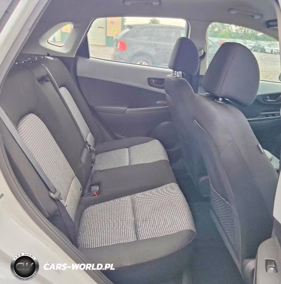 2020 Hyundai Kona Se VIN:KM8K12AA2LU396336 - 10