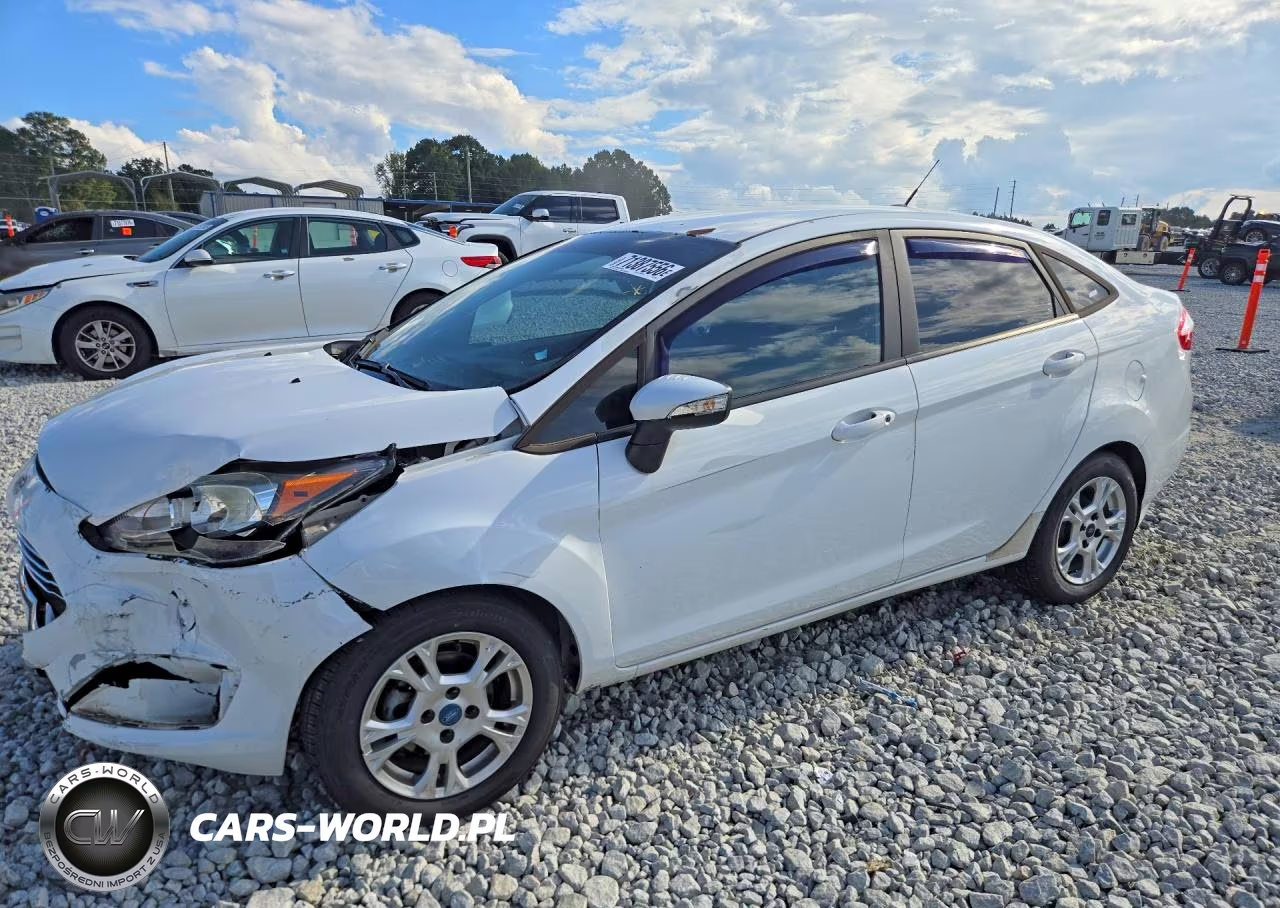 2015 Ford Fiesta Se VIN:3FADP4BJ5FM219591 - 1