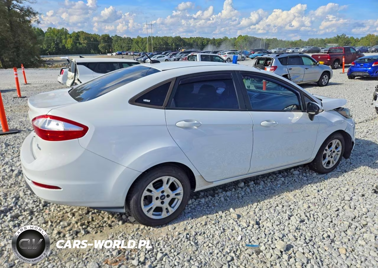 2015 Ford Fiesta Se VIN:3FADP4BJ5FM219591 - 3