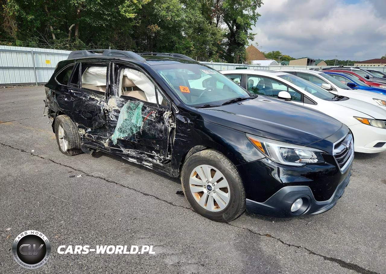 2019 Subaru Outback 2.5I Premium VIN:4S4BSAHC4K3230502 - 4