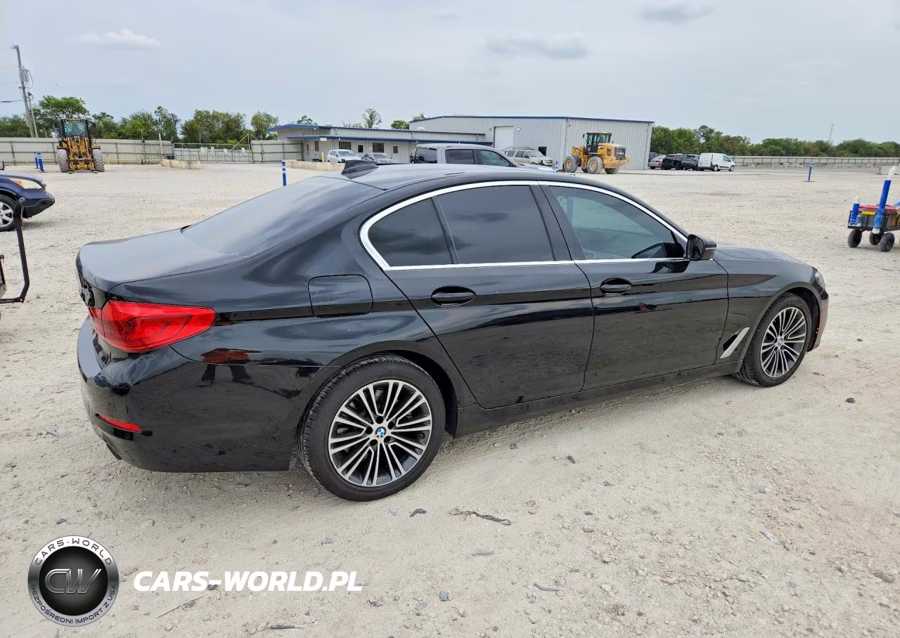2020 BMW 530 Xi VIN:WBAJR7C0XLCD10500 - 3