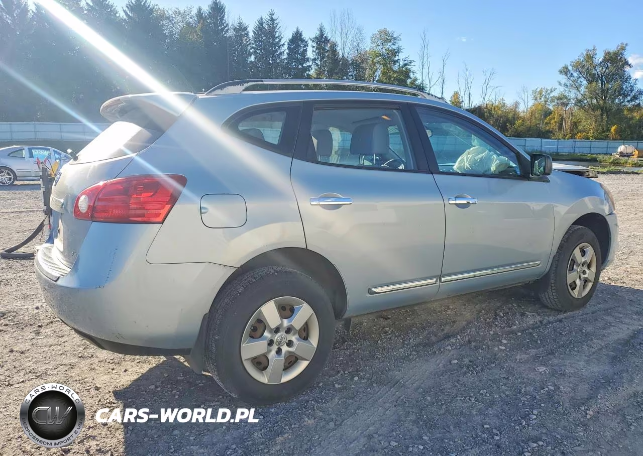 2014 Nissan Rogue Select S VIN:JN8AS5MVXEW203360 - 3