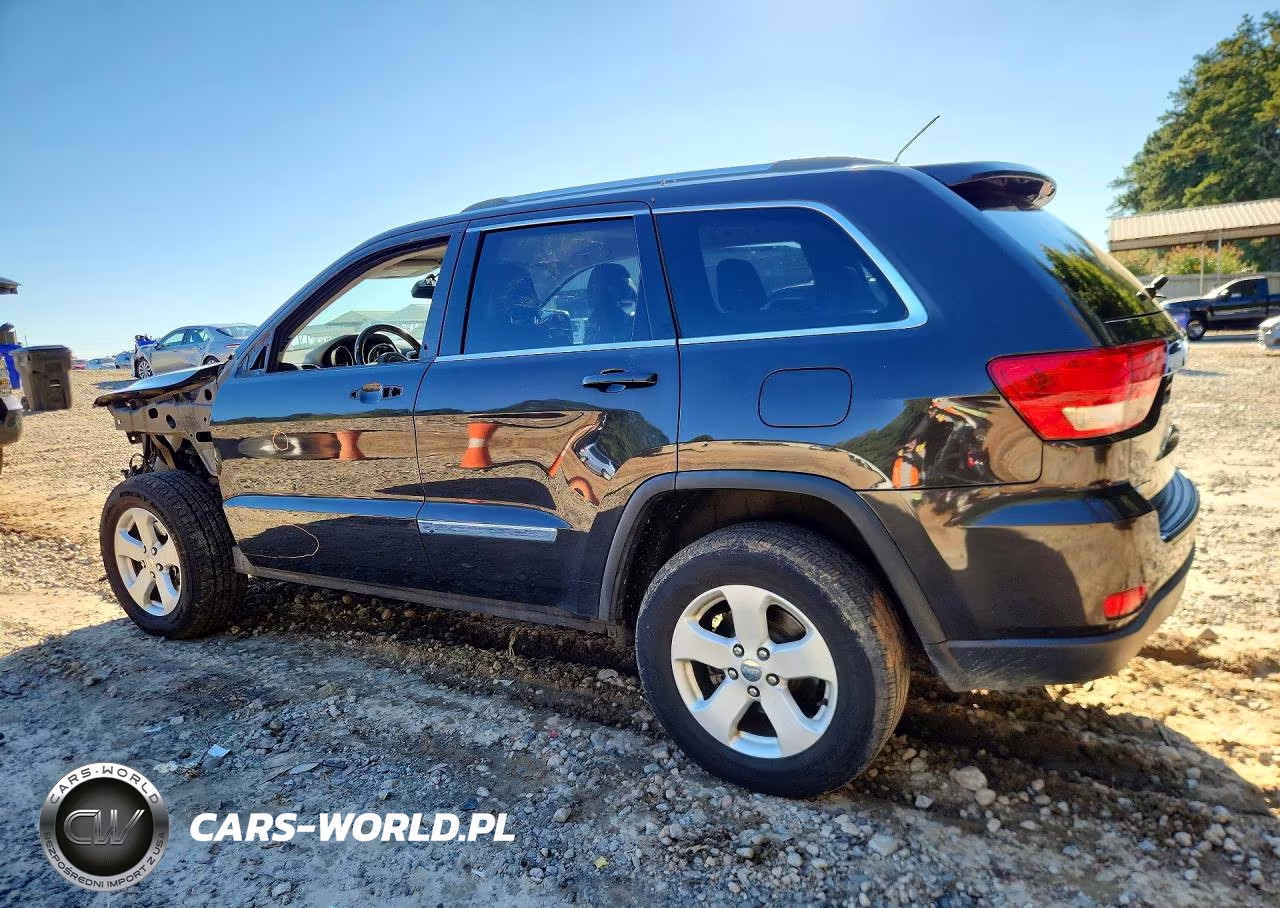 2011 Jeep Grand Cherokee Laredo VIN:1J4RS4GG3BC570730 - 2