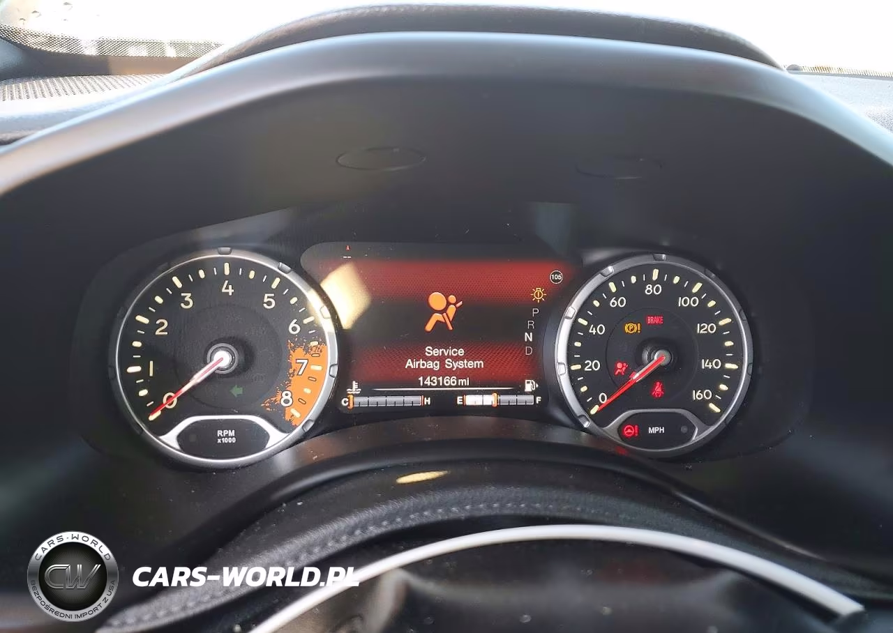 2018 Jeep Renegade Limited VIN:ZACCJBDB4JPH02173 - 9
