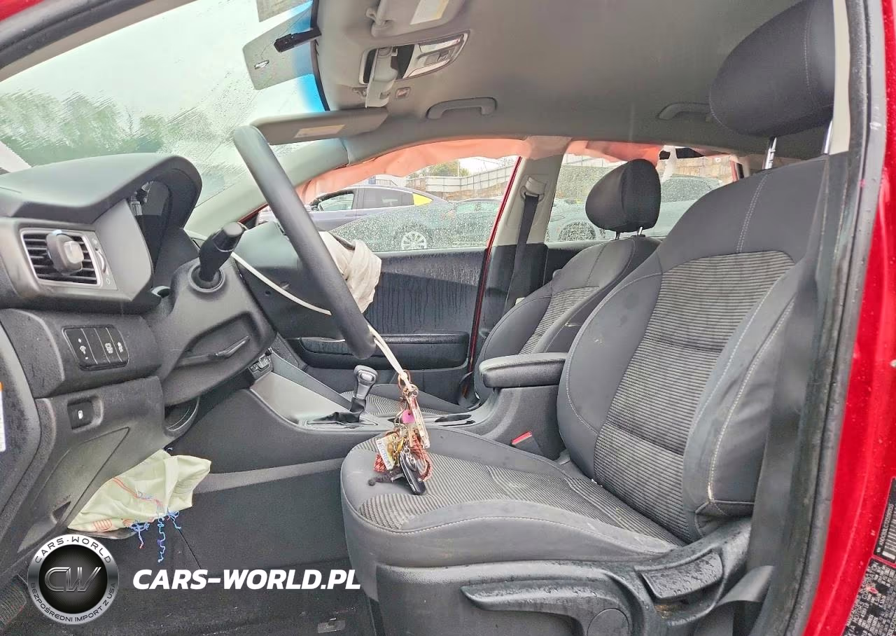 2018 Kia Niro Lx VIN:KNDCB3LC7J5190155 - 7