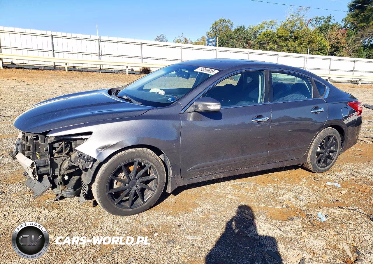 2017 Nissan Altima Sv – zdjęcie 1 z 12