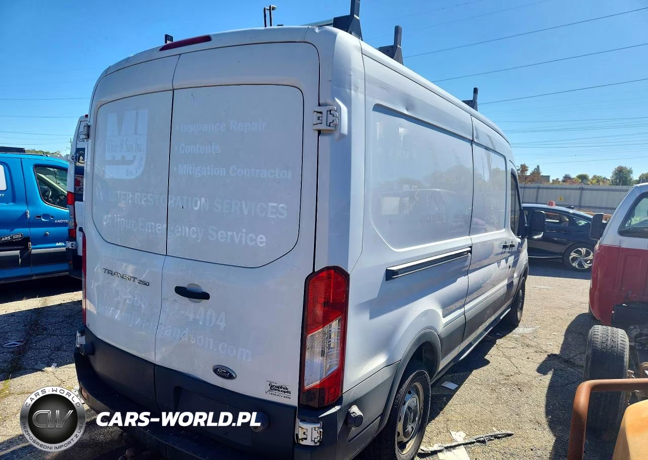 2015 Ford Transit T-250 VIN:1FTNR2CM2FKA03369 - 3