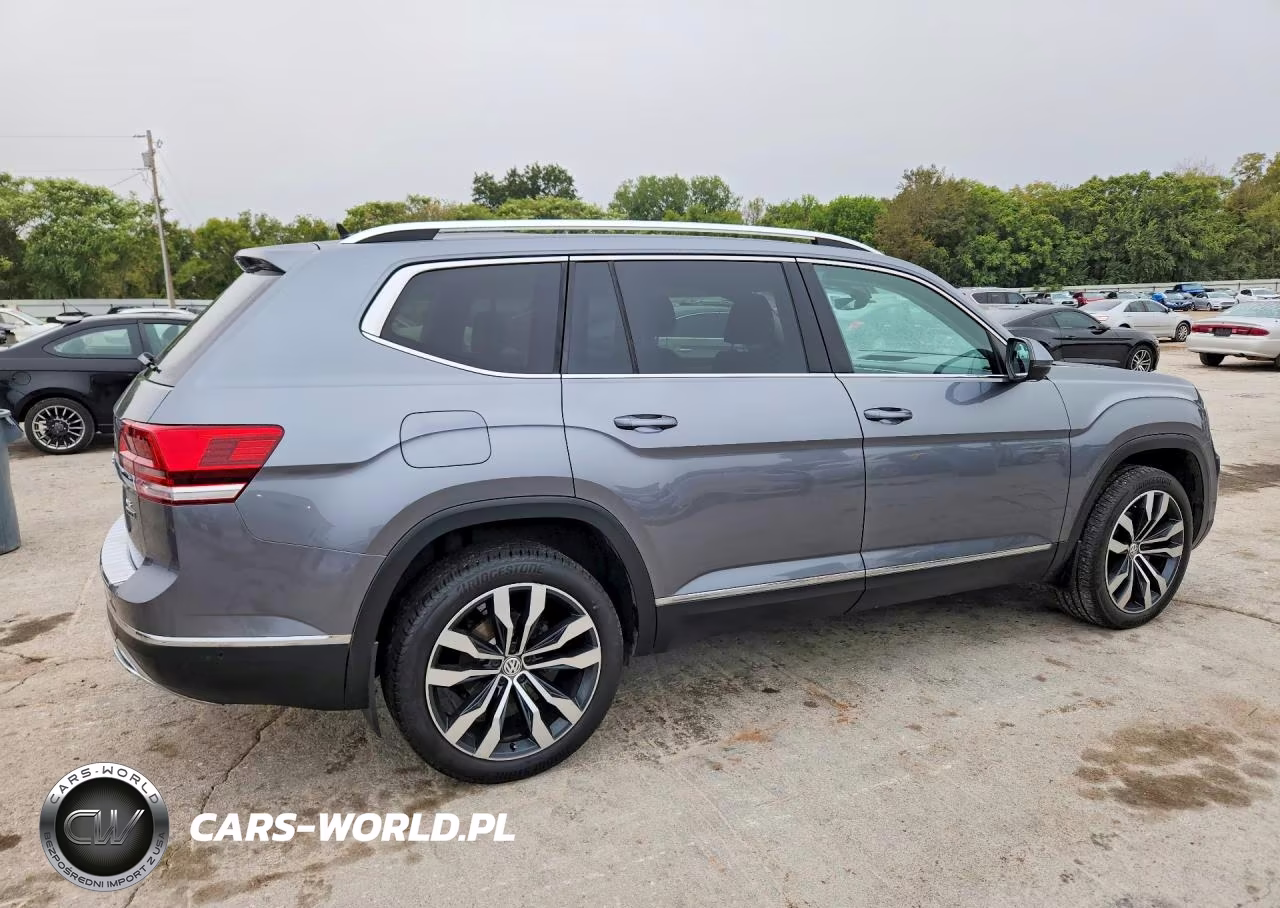 2019 Volkswagen Atlas Sel Premium VIN:1V2NR2CAXKC586024 - 3