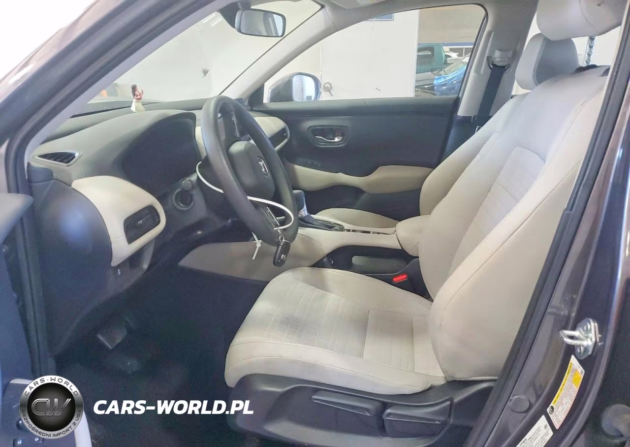 2023 Honda Hr-V Lx VIN:3CZRZ2H32PM712891 - 7
