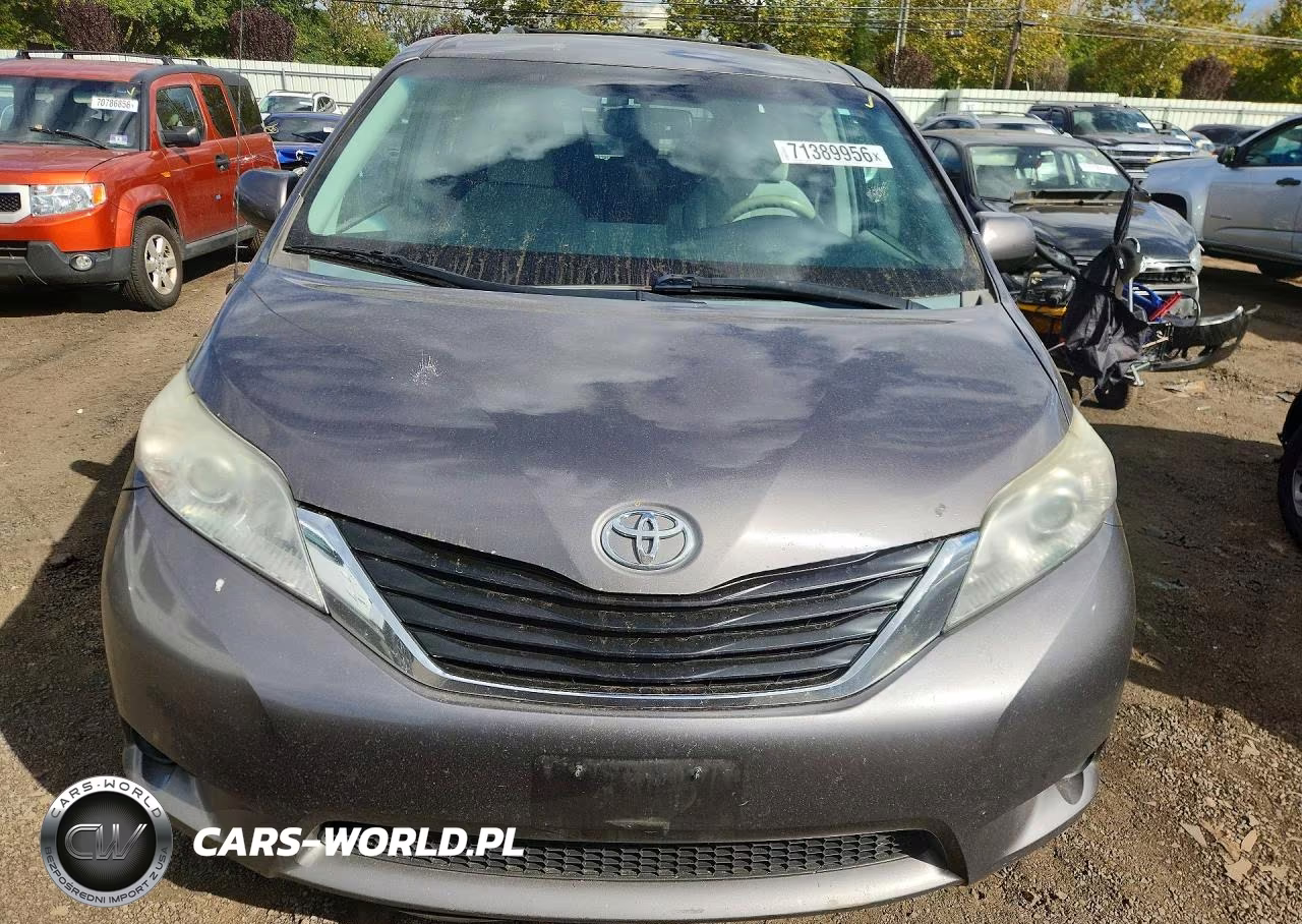 2014 Toyota Sienna Le VIN:5TDKK3DC4ES459741 - 5