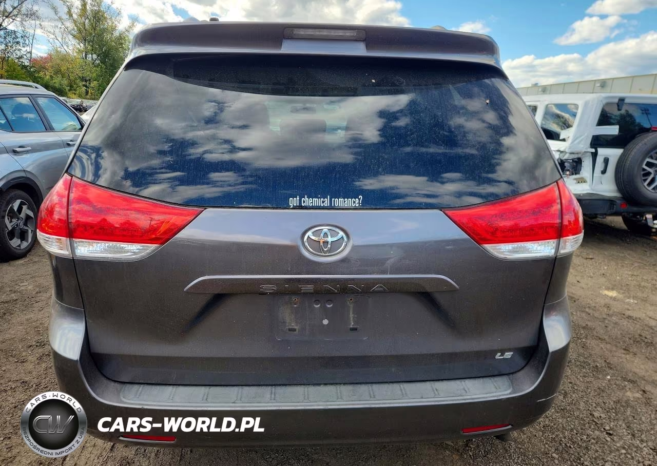 2014 Toyota Sienna Le VIN:5TDKK3DC4ES459741 - 6