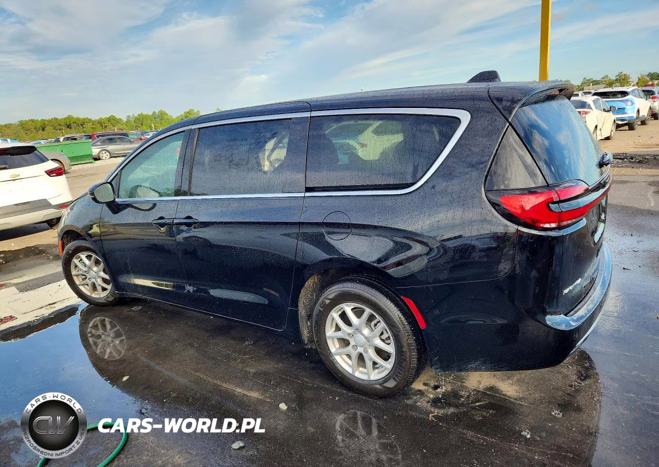 2027 Chrysler Pacifica Select VIN:2C4RC1BG8VR569979 - 2