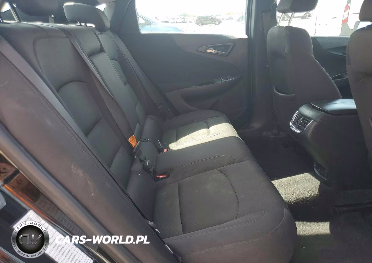 2017 Chevrolet Malibu Lt VIN:1G1ZE5ST3HF206475 - 10