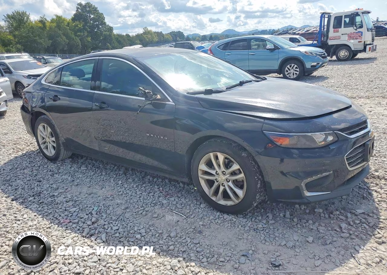 2017 Chevrolet Malibu Lt VIN:1G1ZE5ST3HF206475 - 4