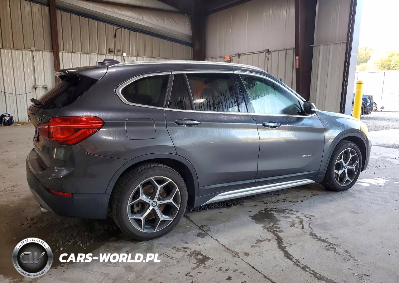 2016 BMW X1 xDrive28I VIN:WBXHT3C31G5F64390 - 3