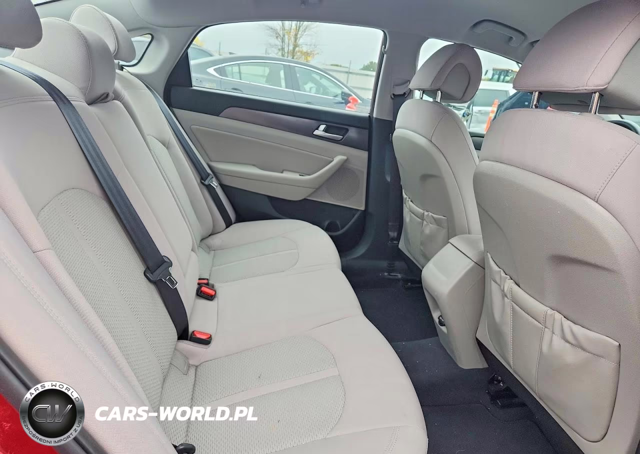 2016 Hyundai Sonata Sport VIN:5NPE34AF0GH353472 - 10