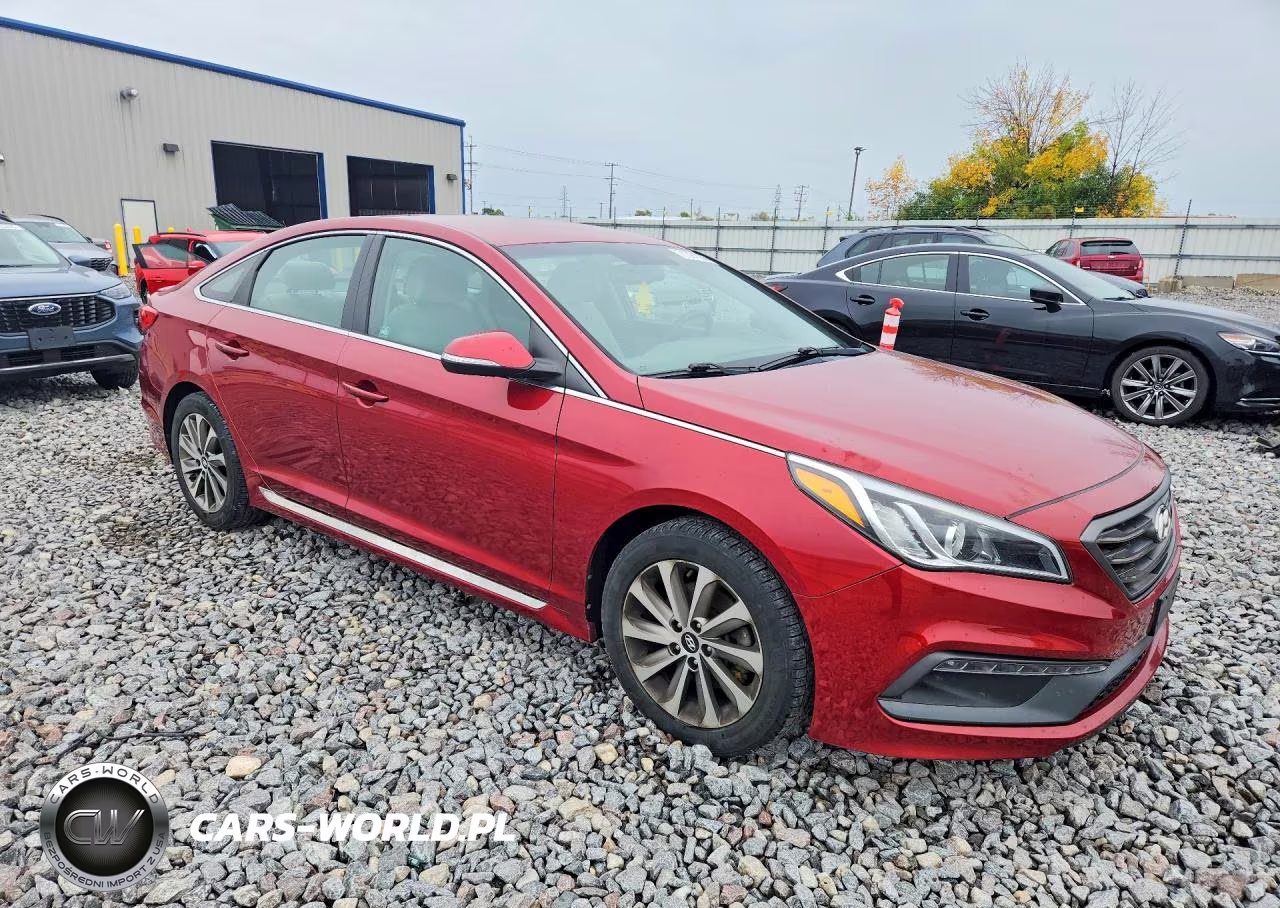 2016 Hyundai Sonata Sport VIN:5NPE34AF0GH353472 - 4