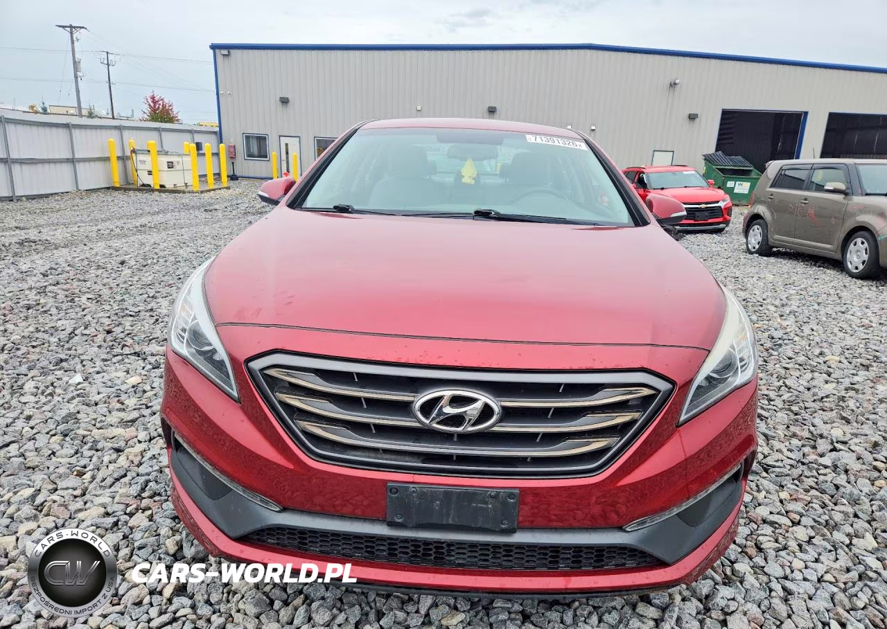 2016 Hyundai Sonata Sport VIN:5NPE34AF0GH353472 - 5